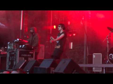 Youtube: Crystal Castles Courtship﻿ Dating Live Montreal Osheaga 2011 HD 1080P