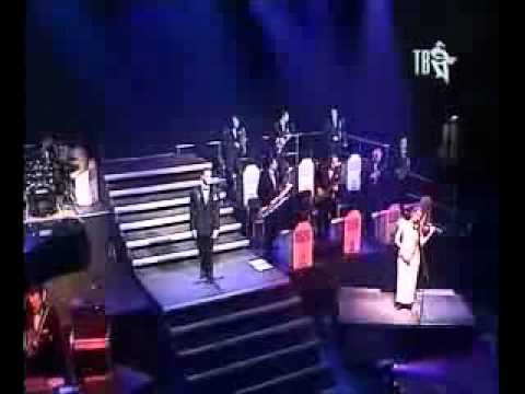 Youtube: Max Raabe und Palast Orchester - Oops... I did it again LIVE