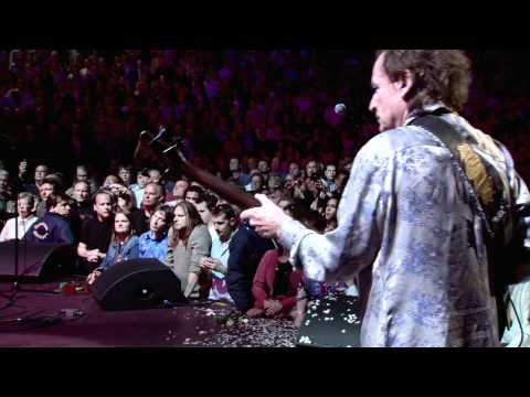 Youtube: Cream - Sunshine Of Your Love / Alternate Take (Royal Albert Hall 2005) (22 of 22)