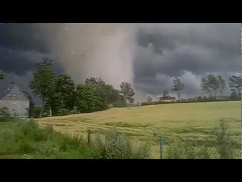 Youtube: Tornado, 14.07.2012 Barlewiczki, Poland
