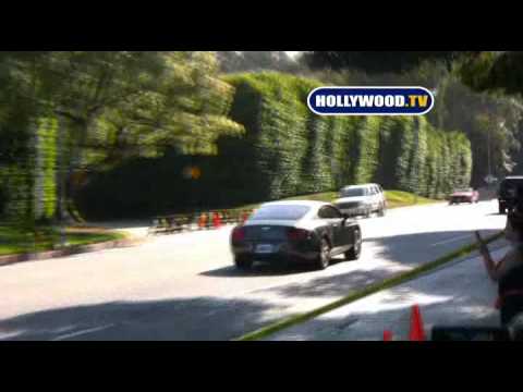 Youtube: Katherine And La Toya Jackson Leaves The Jackson's House