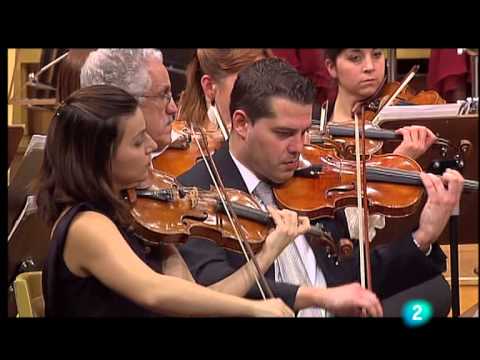 Youtube: Pachelbel Canon en Re Mayor-RTVE (Adrian leaper) Orquesta sinfonica Navidad 2008