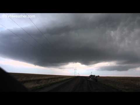 Youtube: Insane storm structure in northwest Kansas!!!