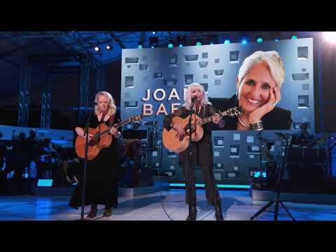 Youtube: Mary Chapin Carpenter and Emmylou Harris pay tribute to the legacy of Joan Baez