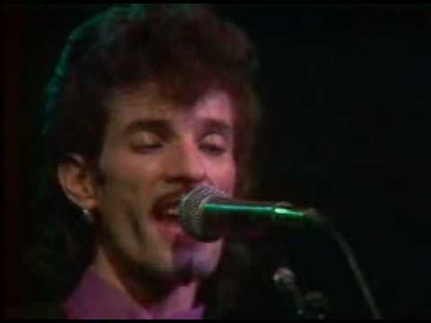 Youtube: Mink DeVille - Just To Walk That Little Girl Home (1980)