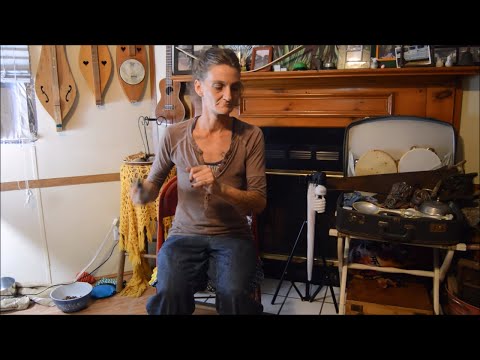 Youtube: Spoons Music - Spoon Solo - the Spoon Lady