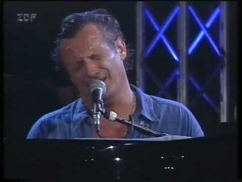 Youtube: Konstantin Wecker: "Inwendig Warm" (1993)