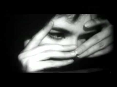 Youtube: Die Stunde, wenn Dracula kommt (1960) - Trailer