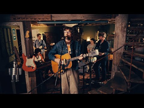 Youtube: The Brook & The Bluff - Can't Figure It Out (Live)