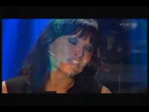 Youtube: Tarja Turunen - Ave Maria - Live In Lahti (12.12.06)