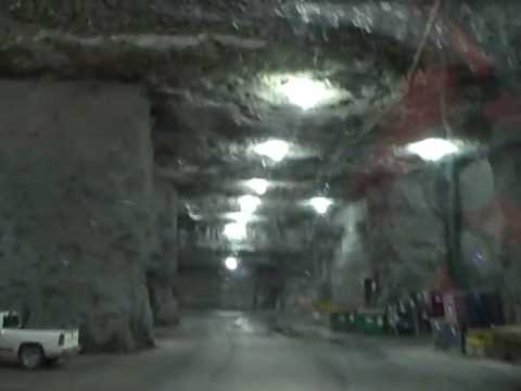 Youtube: LOADING AT KRAFT FOODS IN THE CAVES
