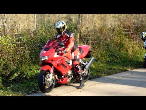 Youtube: Honda VTR 1000 Firestorm start up and go