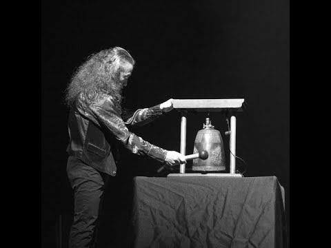 Youtube: Kitaro - Silk Road (live)