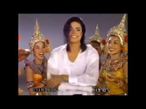 Youtube: The Girl Is Mine - Michael Jackson (Ft. Paul McCartney) MV