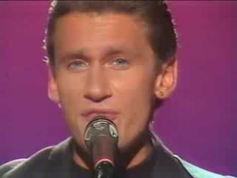 Youtube: Reinhard Fendrich - Macho, Macho - 1988