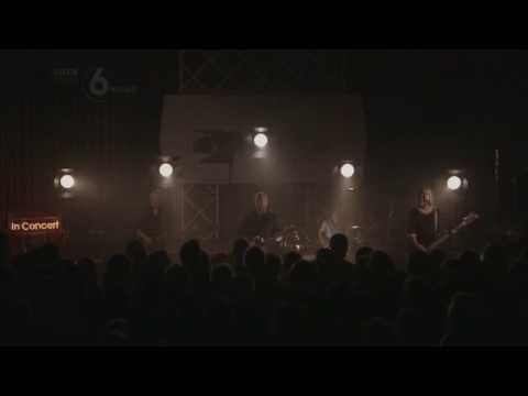 Youtube: Pixies - Where Is My Mind (Live for BBC Radio 6 Music at Maida Vale)
