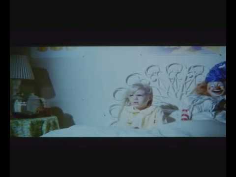 Youtube: Poltergeist (1982) Trailer [german]