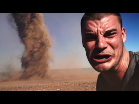 Youtube: Crazy Guy Runs Into Outback Tornado To Take Selfie