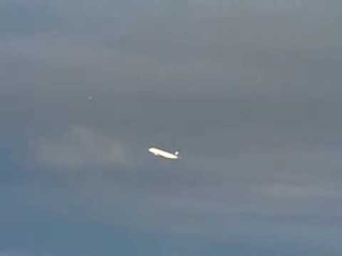 Youtube: UFO Orb above plane New Zealand