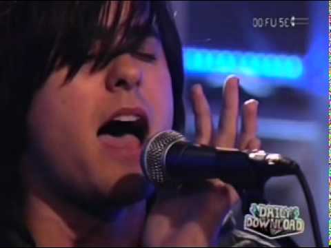 Youtube: 30 seconds to mars   the kill acoustic