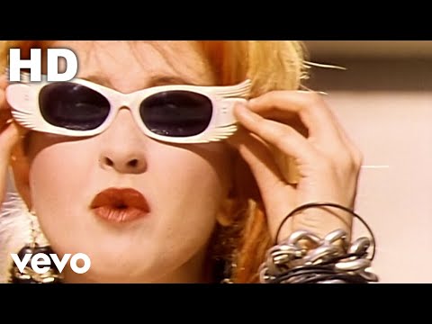 Youtube: Cyndi Lauper - Girls Just Want To Have Fun (Official Video)