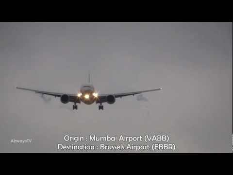 Youtube: AMAZING VORTEX OF A B777-300ER WHILE LANDING