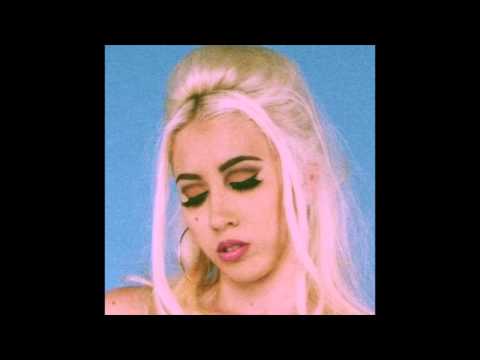 Youtube: Kali Uchis - All Or Nothing