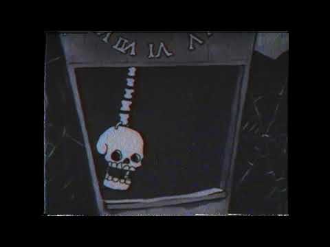 Youtube: Lil Peep - Praying To The Sky