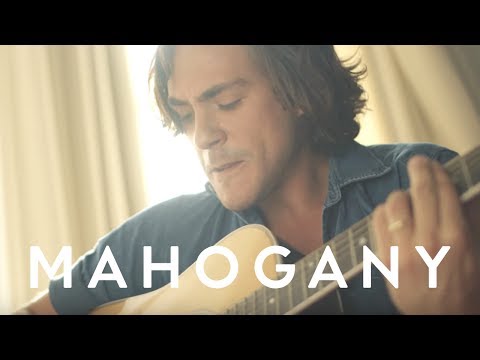 Youtube: Jack Savoretti - Written In Scars | Mahogany Session