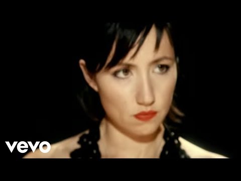 Youtube: KT Tunstall - Black Horse And The Cherry Tree (Official Video)