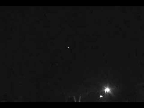 Youtube: Military Flares not "ufos"