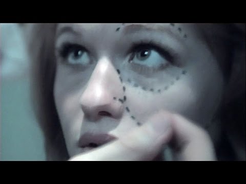 Youtube: SUICIDE SILENCE - The Price Of Beauty (OFFICIAL VIDEO)