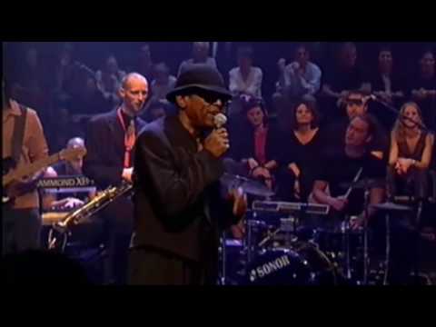 Youtube: Leon Ware - Sumthin' Sumthin' (Live in Amsterdam, 2001)