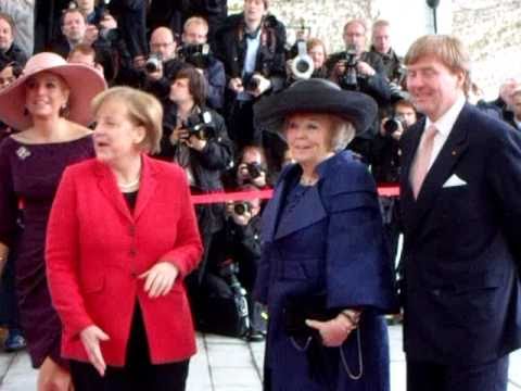 Youtube: Königin/Koningin BEATRIX, 12.04.2011,Berlin/Berlijn