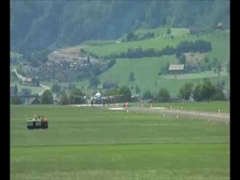 Youtube: Breitling Super Constellation in Buochs