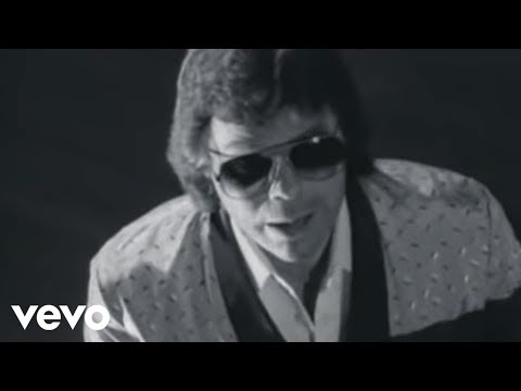 Youtube: Ronnie Milsap - Stranger In My House (Official Video)