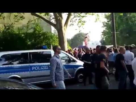 Youtube: Demonstrationen vor dem Zeltlager auf der Bremer Straße in Dresden - 24.07.2015