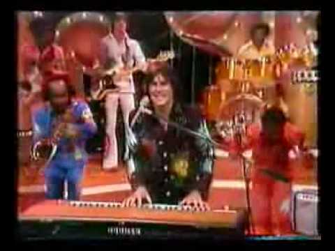Youtube: KC and the Sunshine Band Get Down Tonight