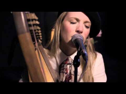 Youtube: The Webb Sisters - If It Be Your Will (Live)