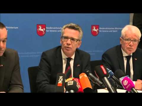 Youtube: Bundesinnenminister Thomas de Maizière, Ein Teil dieser Antworten würde die Bevölkerung verunsichern