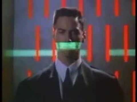 Youtube: Johnny Mnemonic trailer