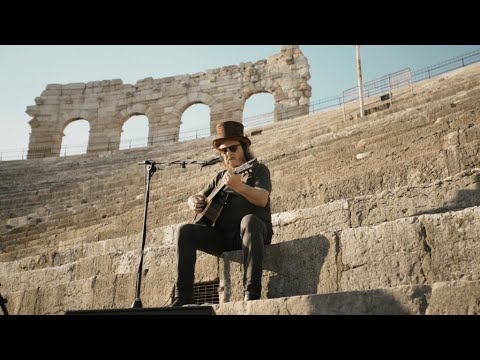 Youtube: Zucchero - It's All Right (Live Acoustic) - Arena Di Verona