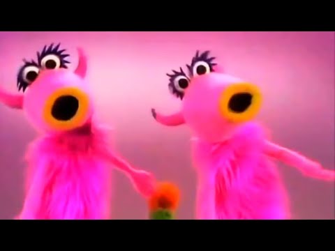 Youtube: Mahna Mahna The Muppet Show 1977 Original mana mana Snowths