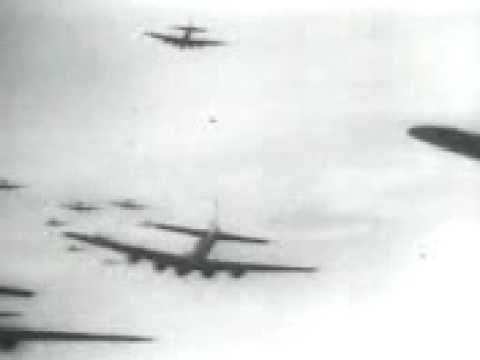 Youtube: B-17 Fling Fortress vs Luftwaffe