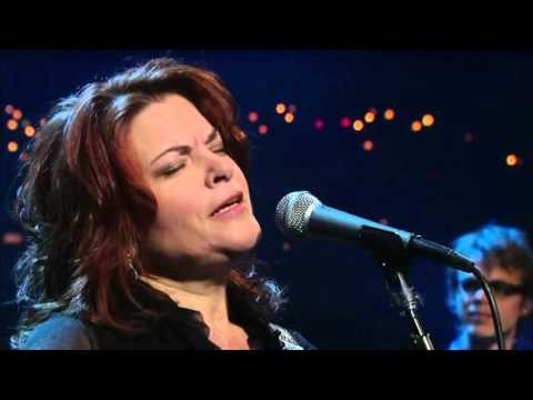 Youtube: Rosanne Cash: 500 miles