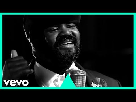 Youtube: Gregory Porter - Take Me To The Alley (1 mic 1 take)