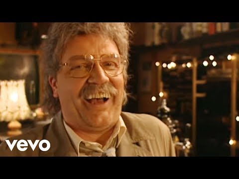 Youtube: Horst Schlämmer - Gisela (Isch möschte nischt) (Videoclip)