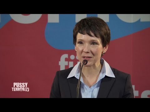 Youtube: Frauke Petry nimmt ihren Preis an - PussyTerror TV