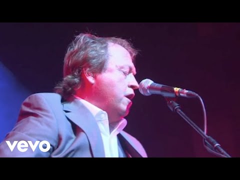 Youtube: Level 42 - Forever Now (Live in Holland 2009)