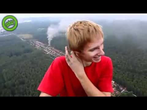 Youtube: Crazy Russian dudes are not afraid of heights